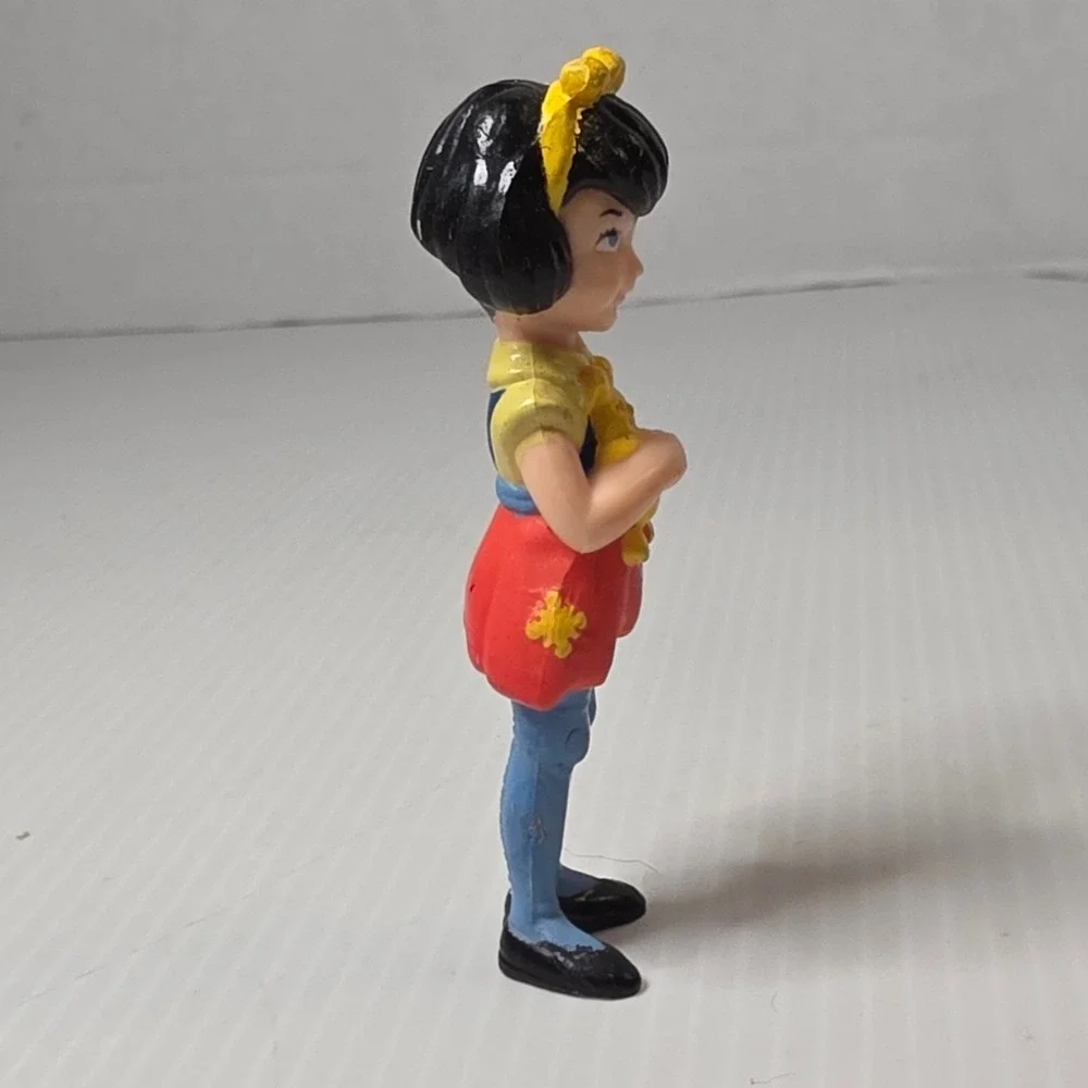 Wendy's‎ Anne-Marie PVC Figure 3